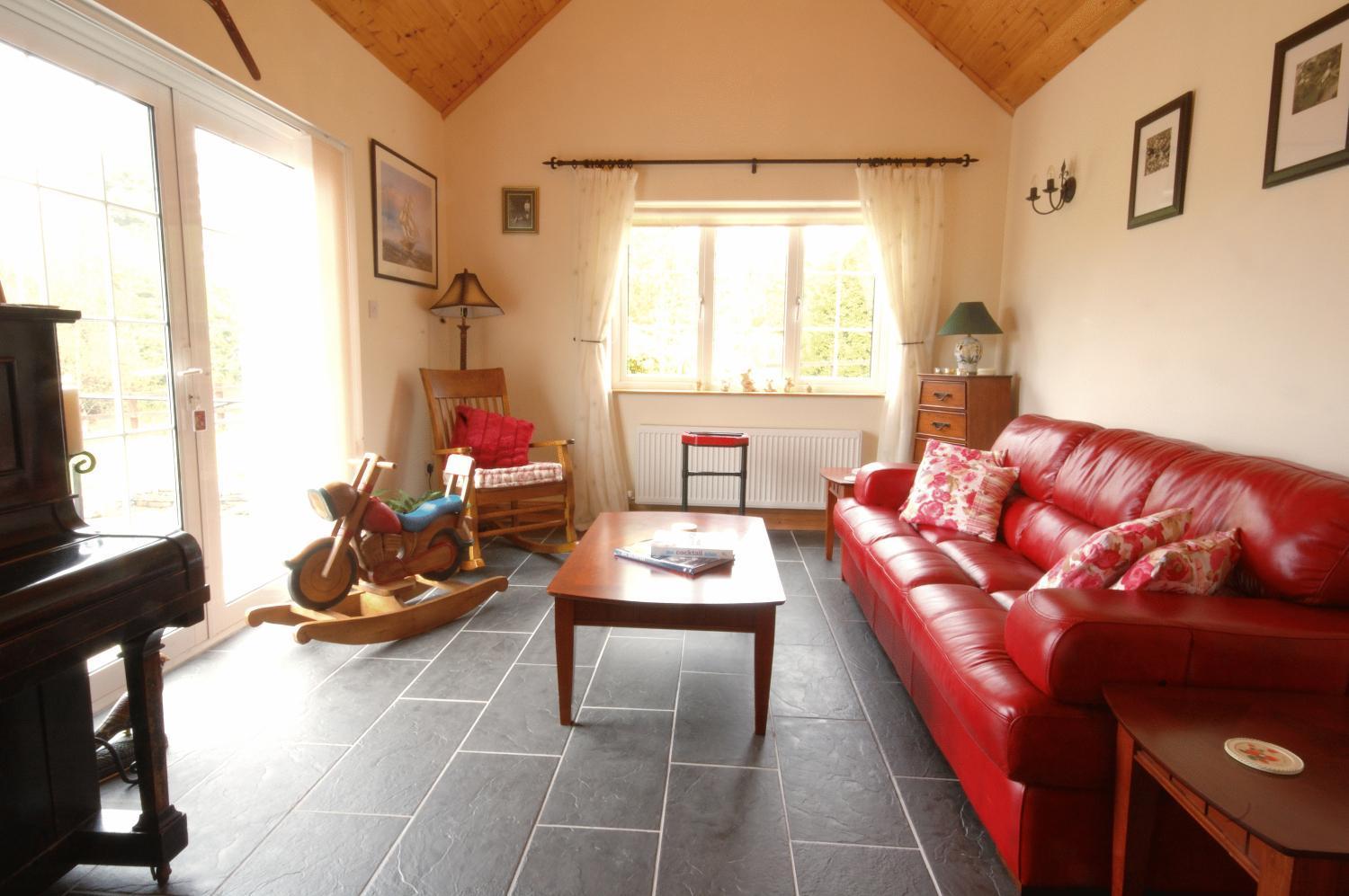 Sneem River Lodge Bed & Breakfast Exterior photo